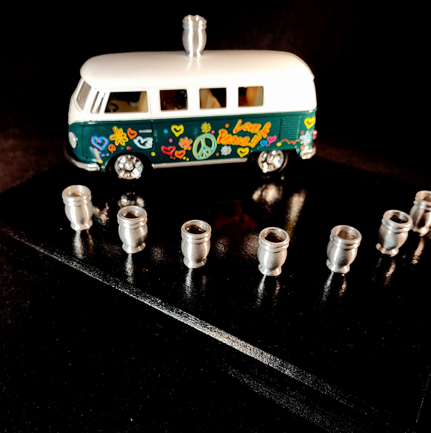 VW Bus Menorah