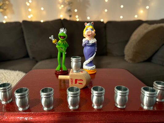 Collectors Kermit and Miss Piggy Muppets Hanukkah Menorah