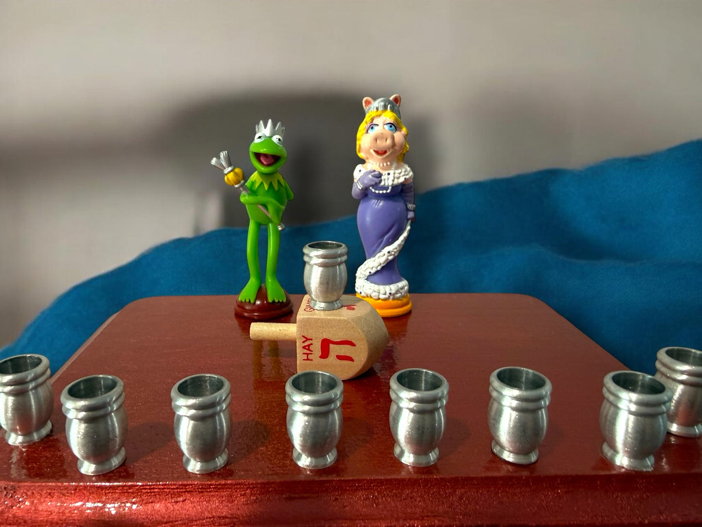 Collectors Kermit and Miss Piggy Muppets Hanukkah Menorah