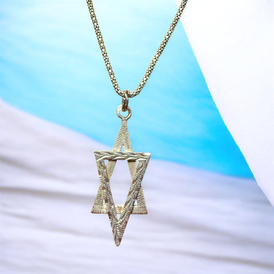 Vintage Sterling Silver Star of David pendant necklace