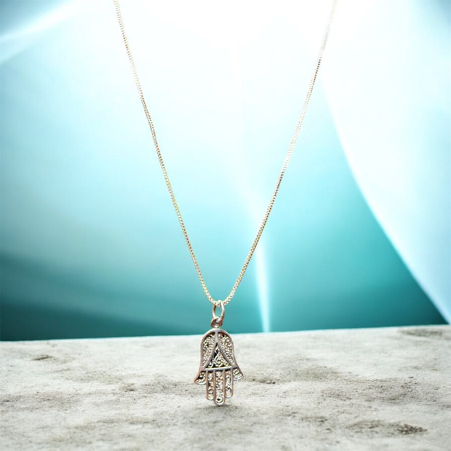 Vintage Sterling Silver filagree Hamsa Pendant Necklace