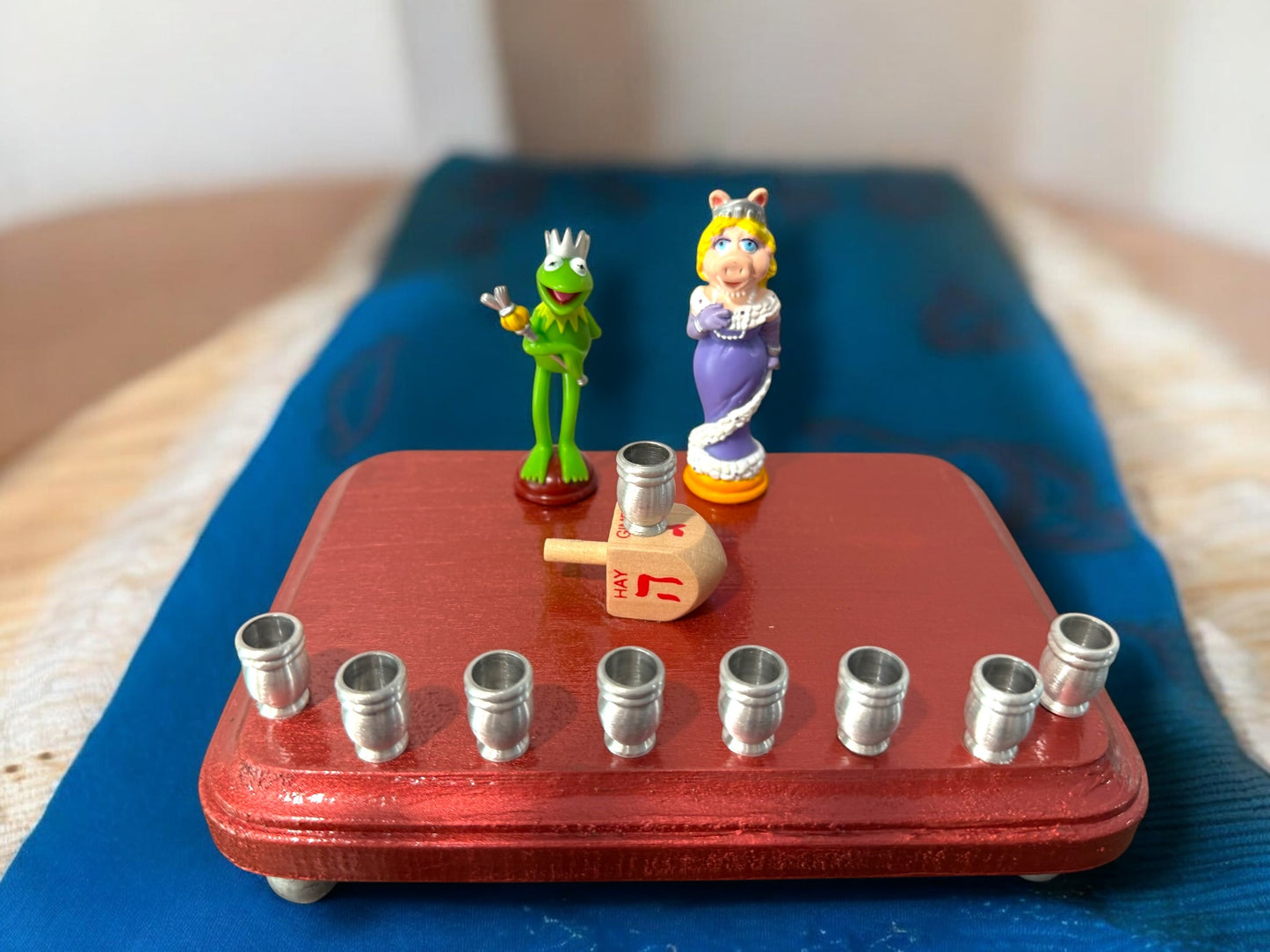 Collectors Kermit and Miss Piggy Muppets Hanukkah Menorah