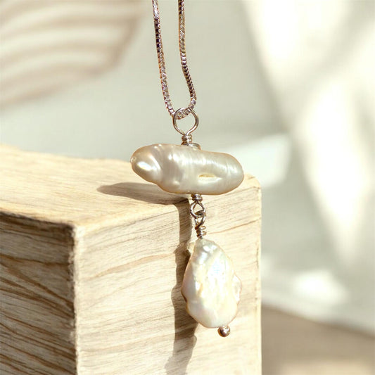 Sterling Silver Freshwater Pearl Dangling Pendant Necklace