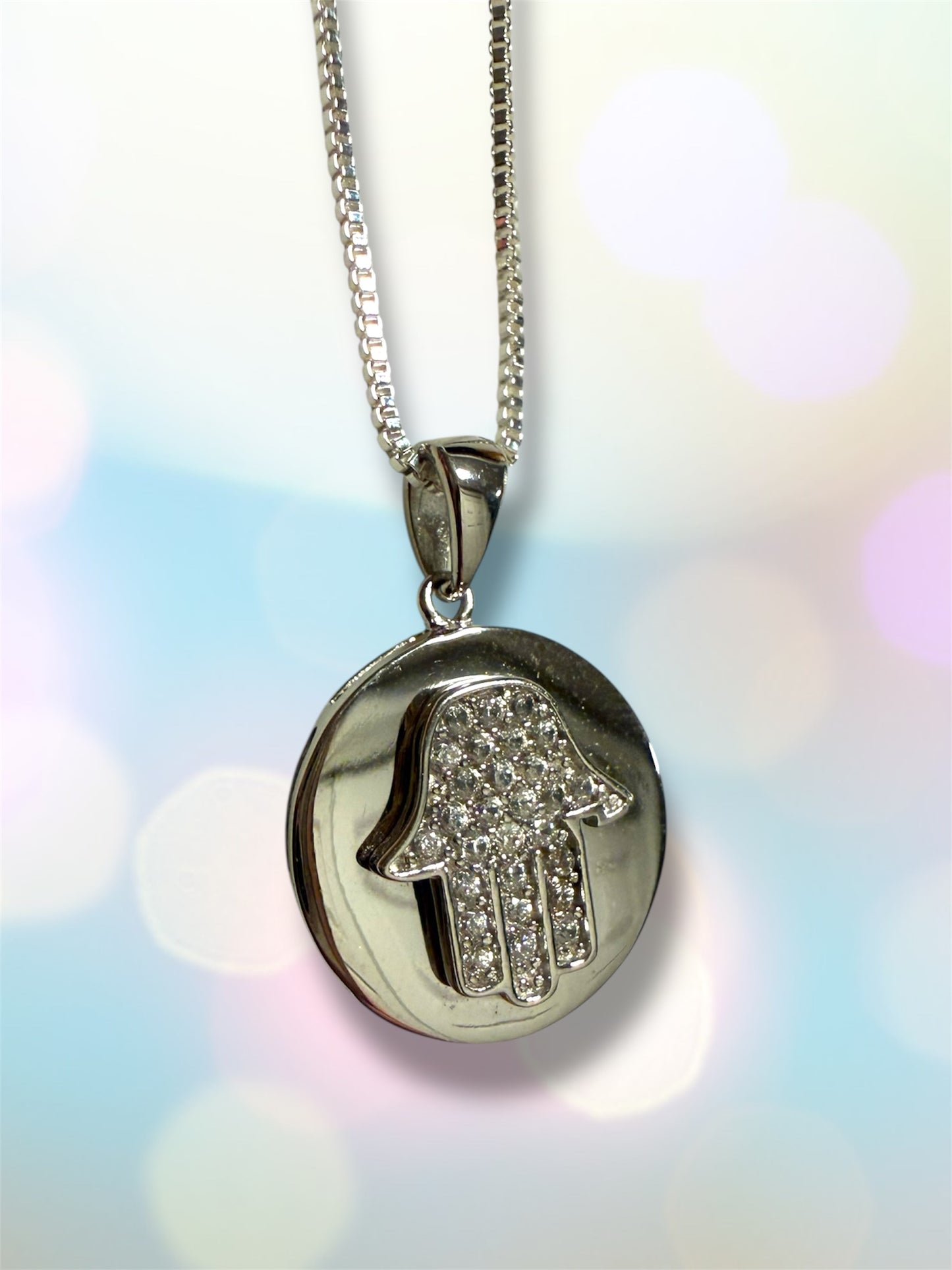 Sterling Silver Circle Hamsa pendant necklace