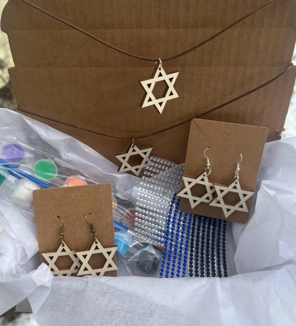 Make Your Own Star of David Earrings & Necklaces DIY