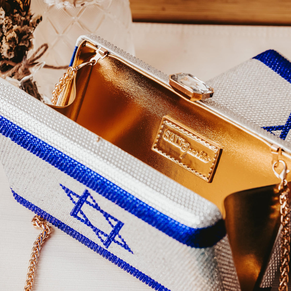 Sparkly Israel Flag Clutch – Rhinestone Evening Bag for Modern Jewish Pride